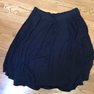 EUC Lularoe madison navy skirt pockets xl